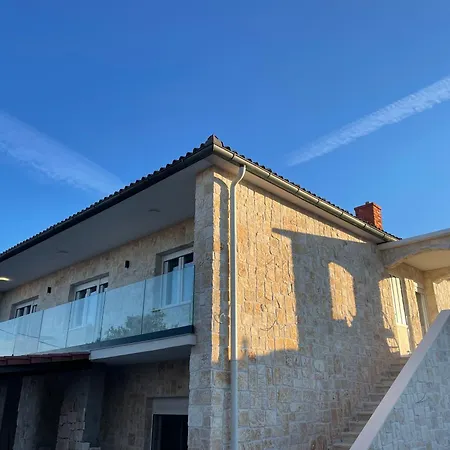 Stonehouse-pag Appartement Povljana