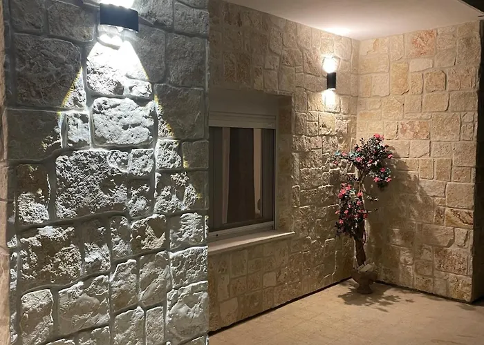 Stonehouse-pag