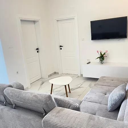 Апартаменты Stonehouse-pag