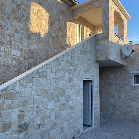 Stonehouse-pag